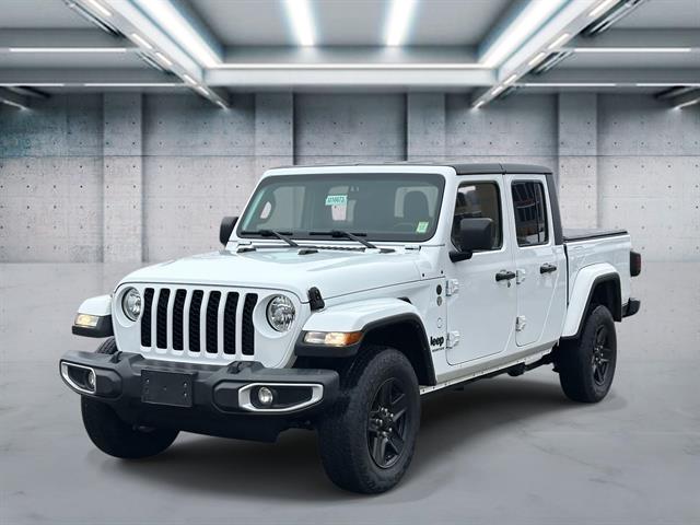 2022 Jeep Gladiator Sport S's photo