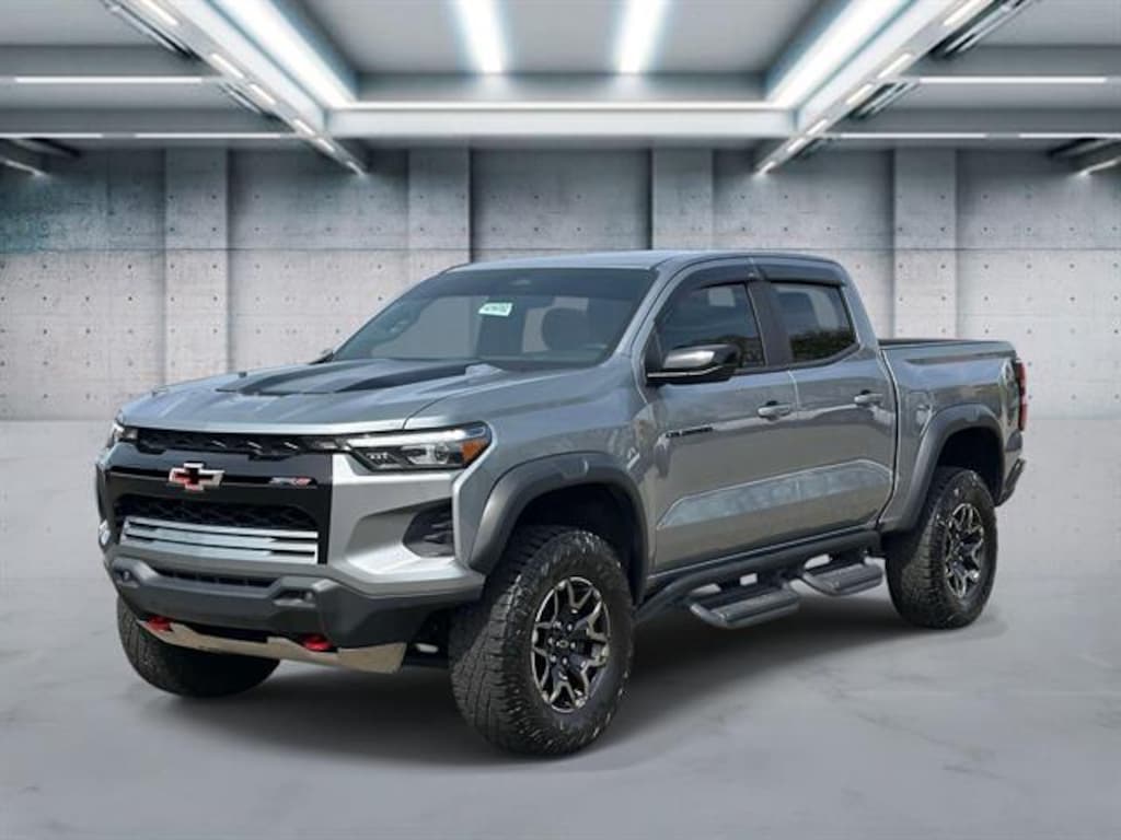 Used 2024 Chevrolet Colorado ZR2