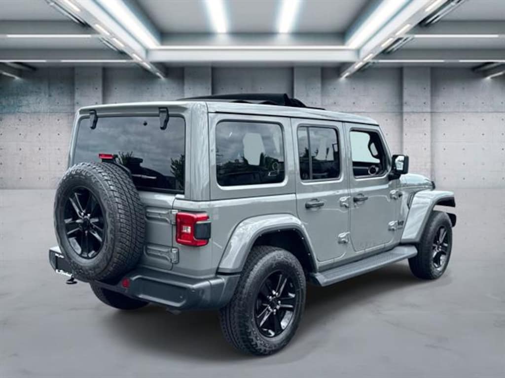 Used 2022 Jeep Wrangler Sahara Altitude