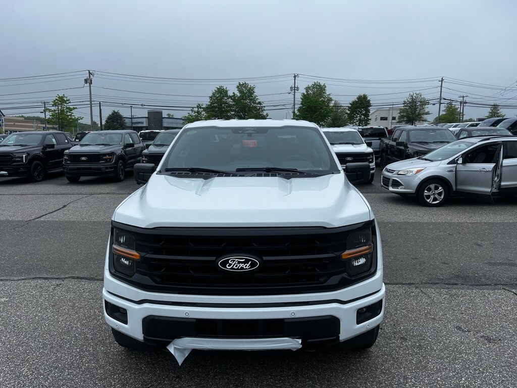 2025 Ford F-150 XLT photo 4