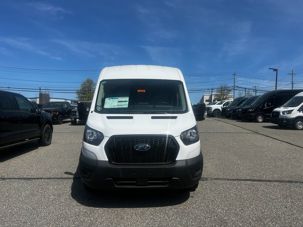 2024 Ford Transit Cargo Van photo 4