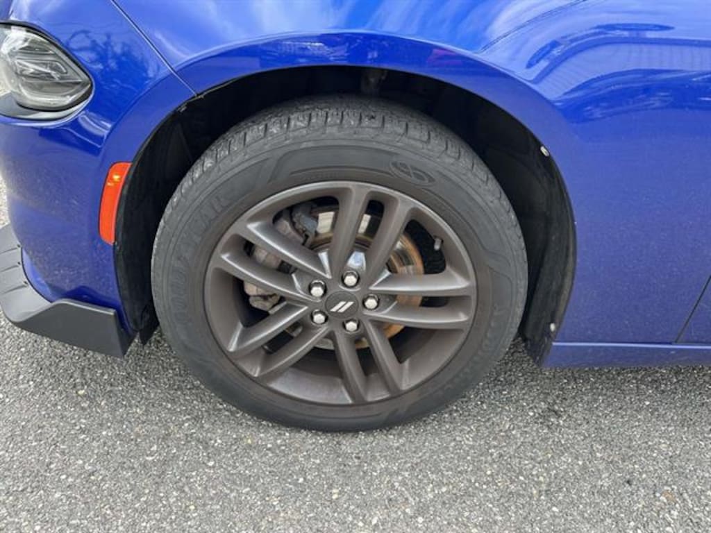 Used 2019 Dodge Charger SXT