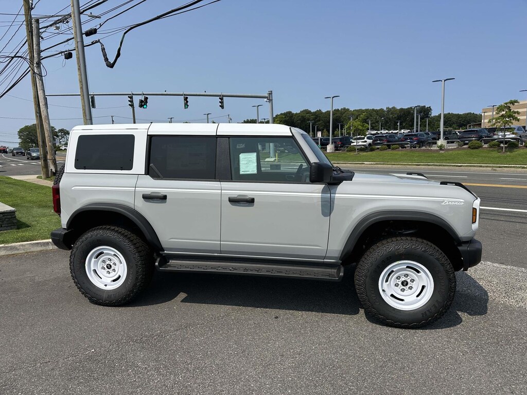 New 2026 Ford Bronco Heritage Edition SUV