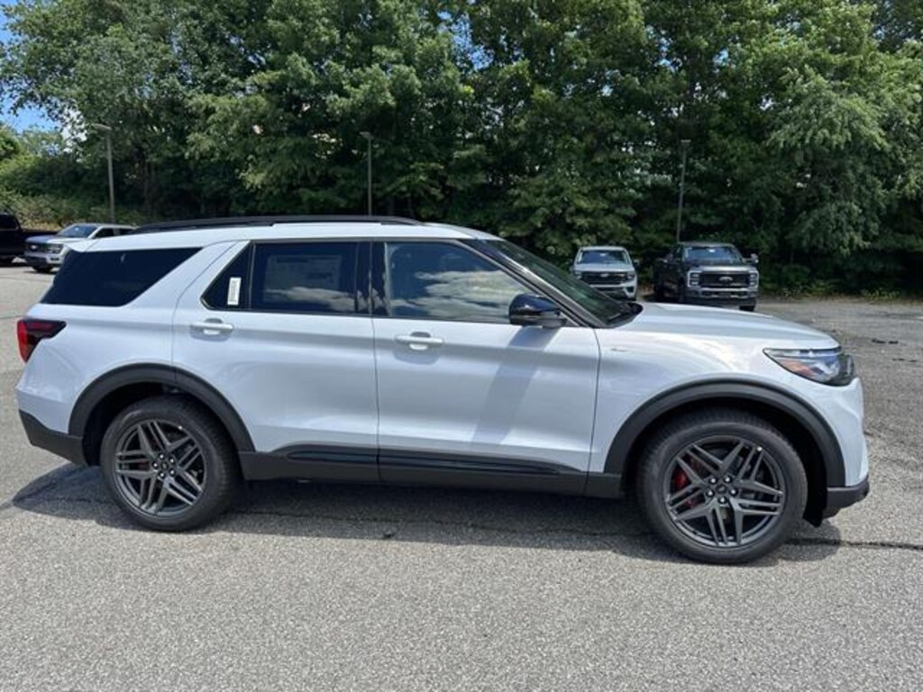 New 2026 Ford Explorer ST-Line SUV