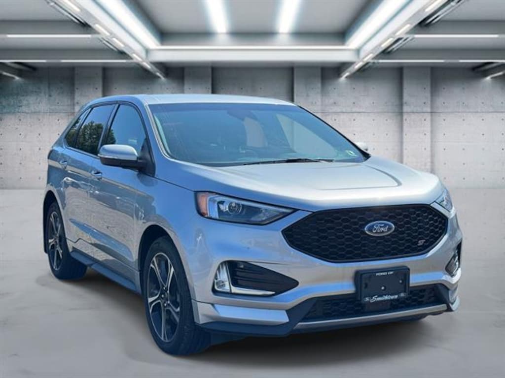 Used 2023 Ford Edge ST
