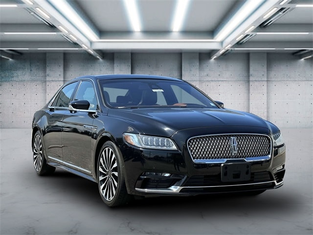 Used 2019 Lincoln Continental Black Label with VIN 1LN6L9BC9K5612972 for sale in Saint James, NY