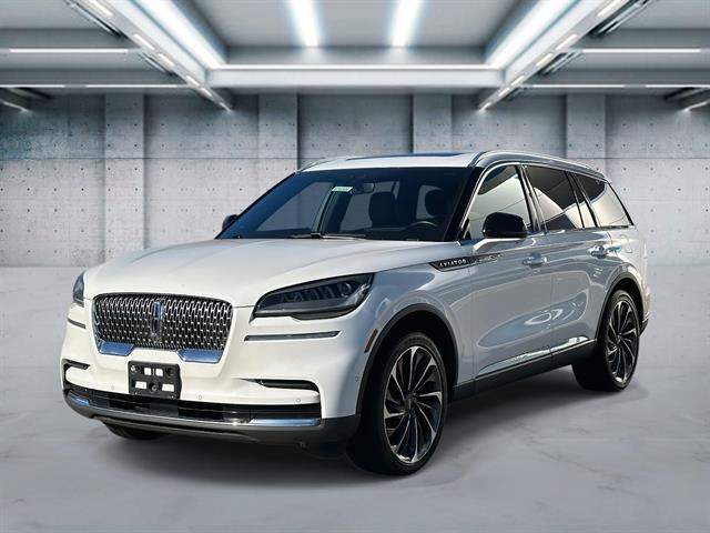 2023 Lincoln Aviator Reserve AWD's photo