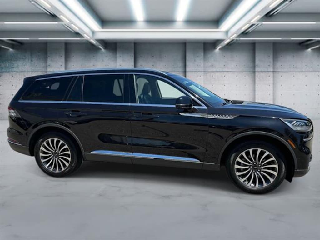 Used 2023 Lincoln Aviator Reserve