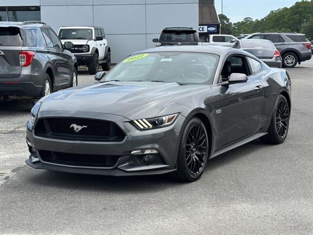 Used 2017 Ford Mustang GT Premium