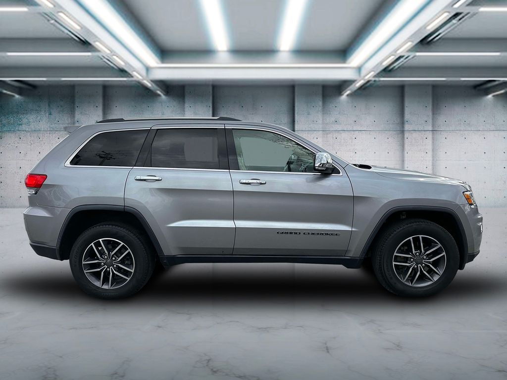2019 Jeep Grand Cherokee Limited photo 3