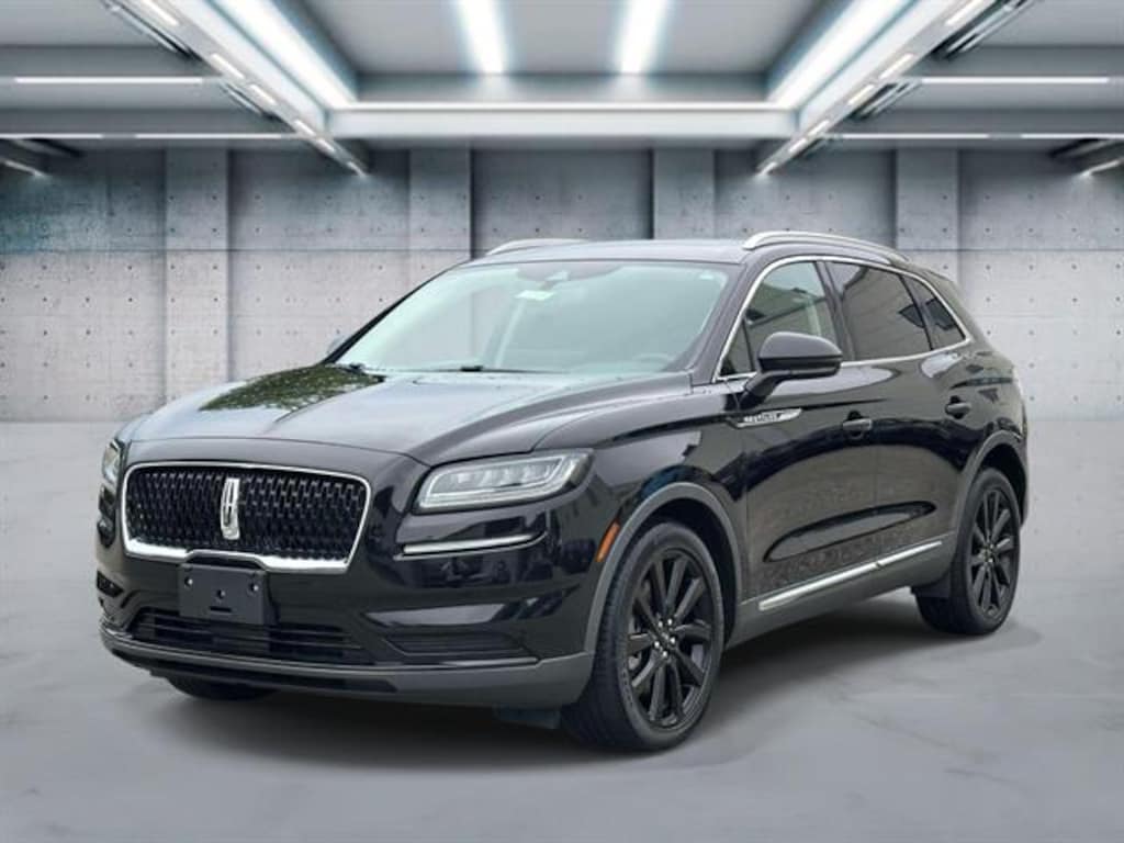 Used 2023 Lincoln Nautilus Reserve