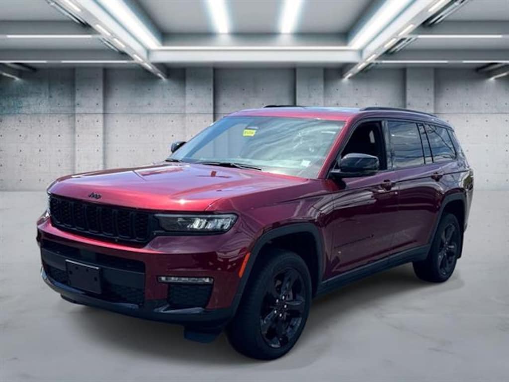 Used 2025 Jeep Grand Cherokee L Limited