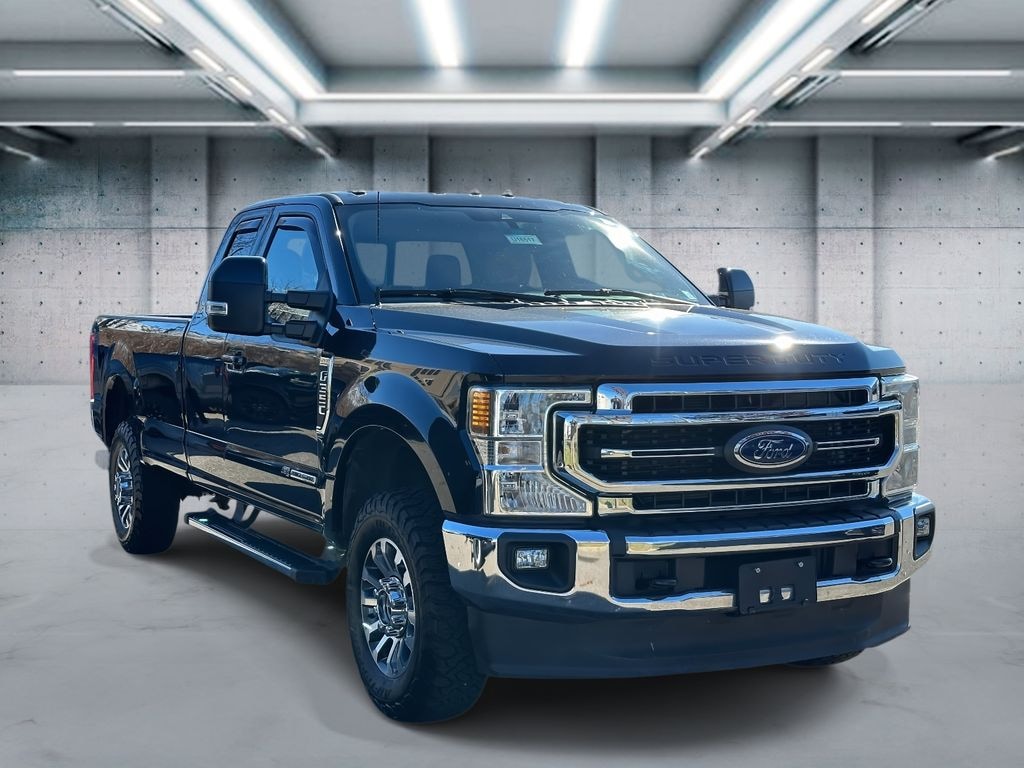 Used 2022 Ford Super Duty F-350 SRW Lariat Extended Cab