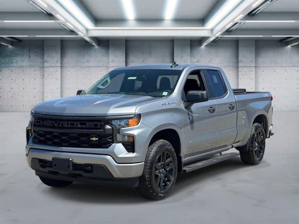 Used 2024 Chevrolet Silverado 1500 Custom