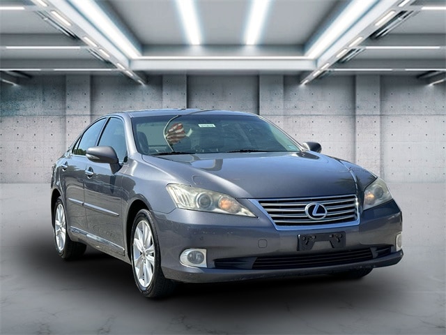 Used 2012 Lexus ES 350 with VIN JTHBK1EG9C2508957 for sale in Saint James, NY