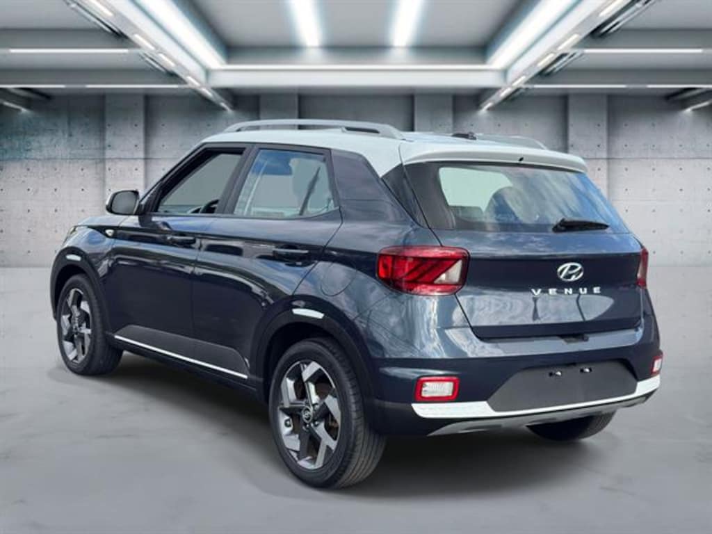 Used 2024 Hyundai Venue Limited