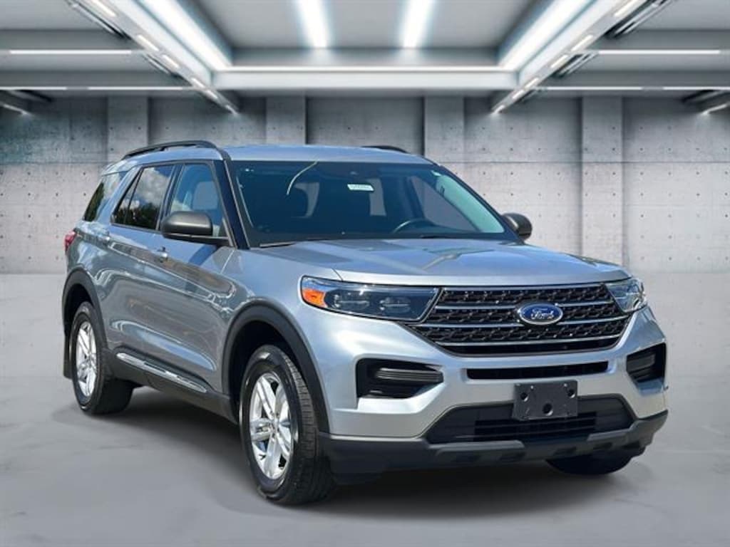 Used 2023 Ford Explorer XLT