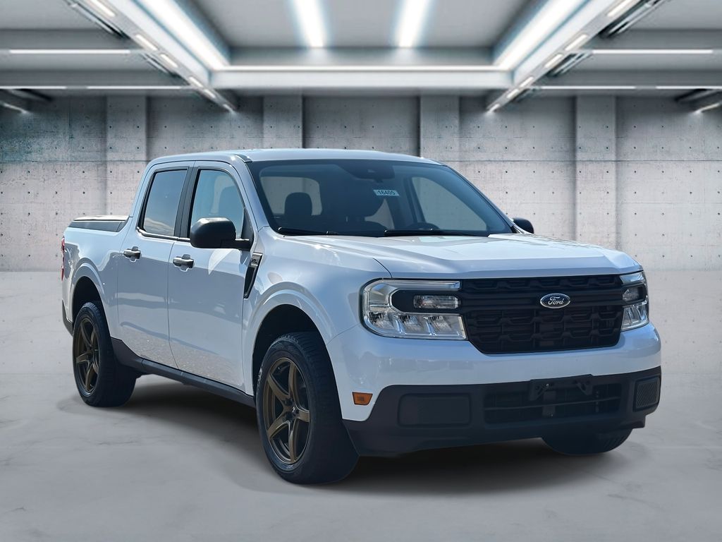 2024 Ford Maverick XL photo 2