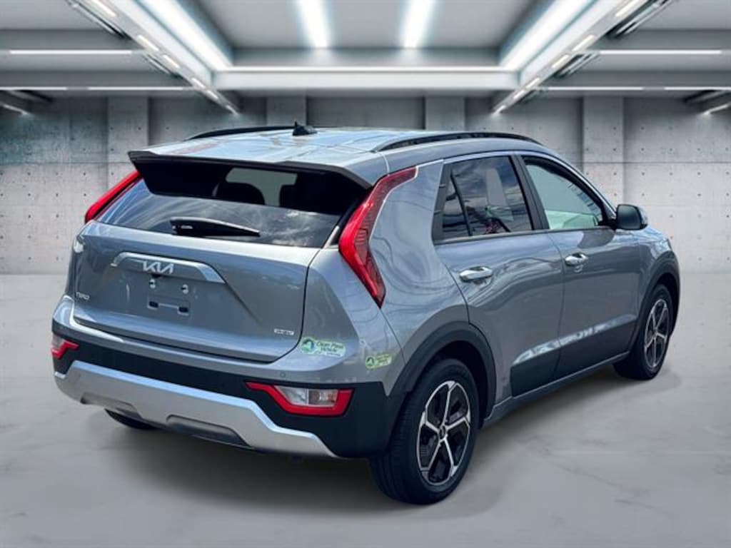 Used 2023 Kia Niro Plug-In Hybrid EX