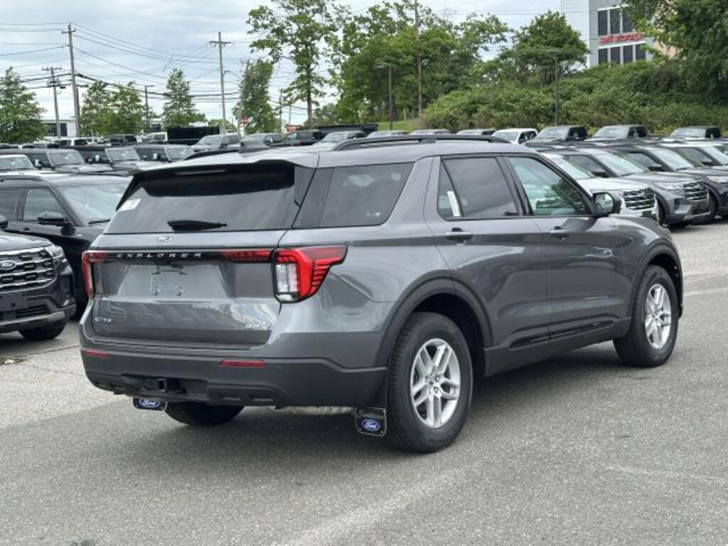 New 2026 Ford Explorer Active SUV