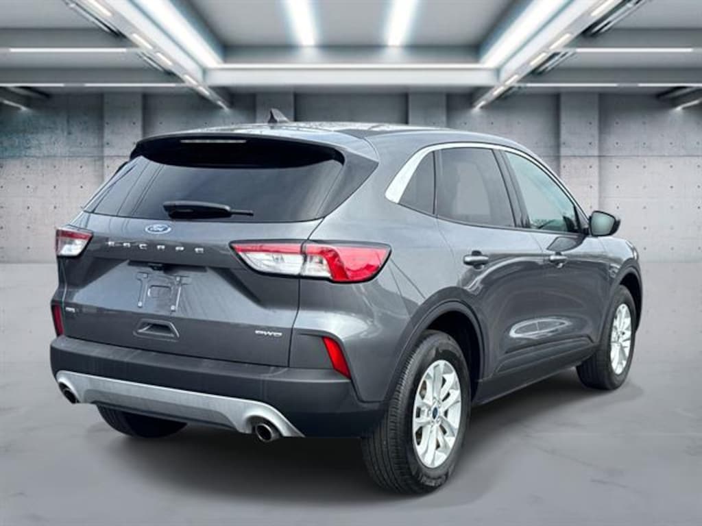 Used 2022 Ford Escape SE