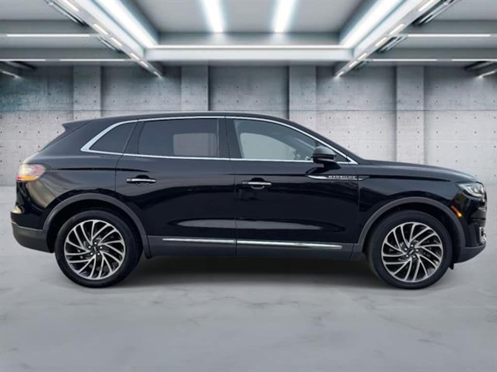 Used 2020 Lincoln Nautilus Reserve Sport Utility