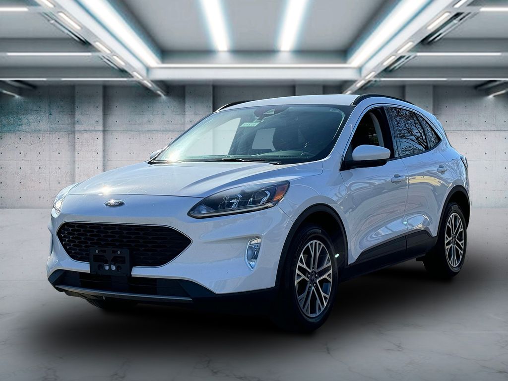 Used 2021 Ford Escape SEL with VIN 1FMCU9H61MUB17126 for sale in Saint James, NY
