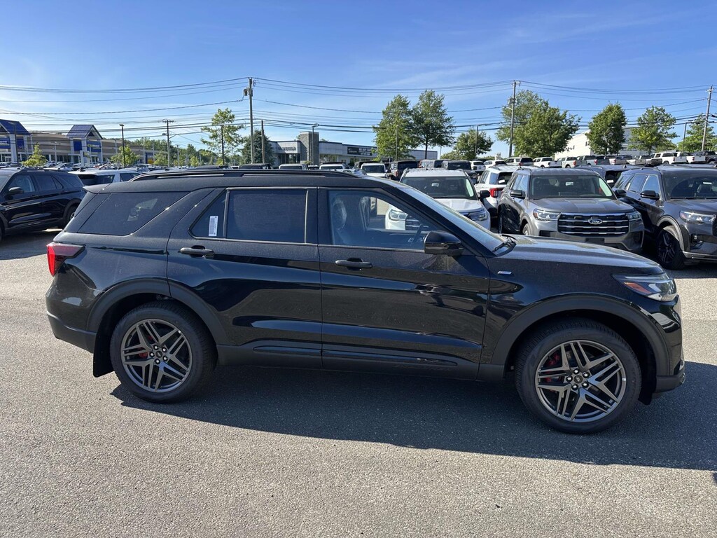 New 2026 Ford Explorer ST-Line SUV