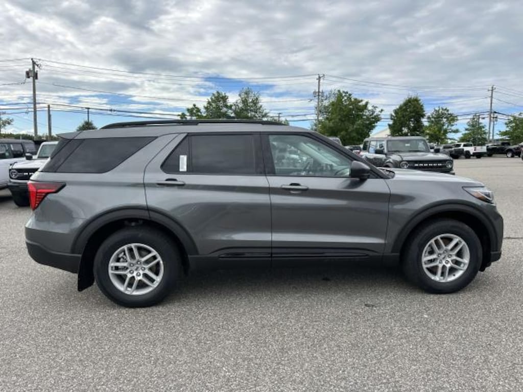 New 2026 Ford Explorer Active SUV
