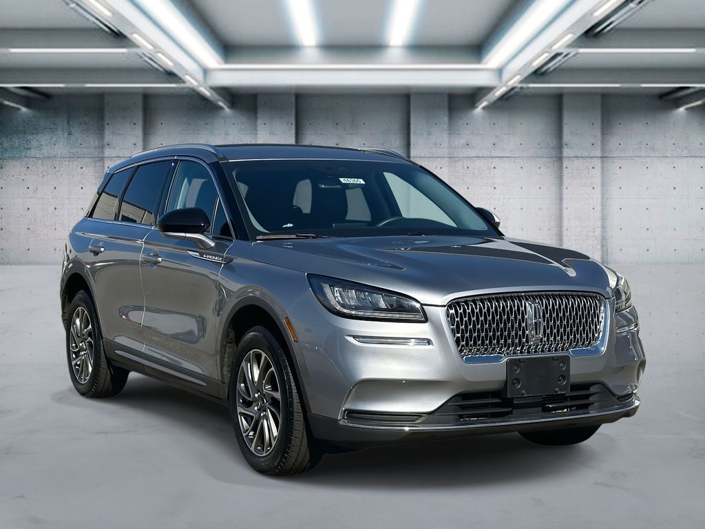 2022 Lincoln Corsair Standard photo 2