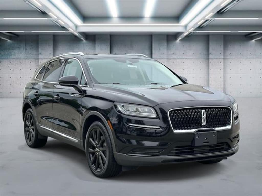 Used 2023 Lincoln Nautilus Reserve