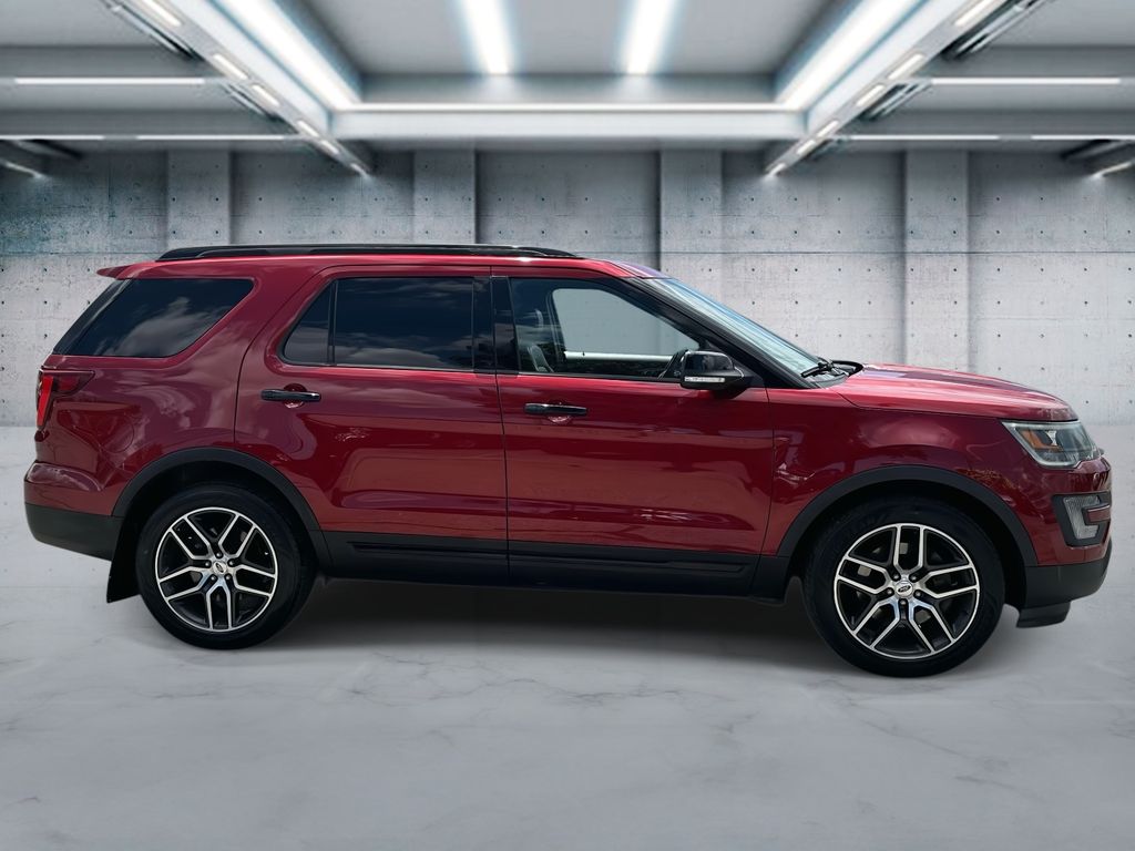 2017 Ford Explorer Sport photo 2