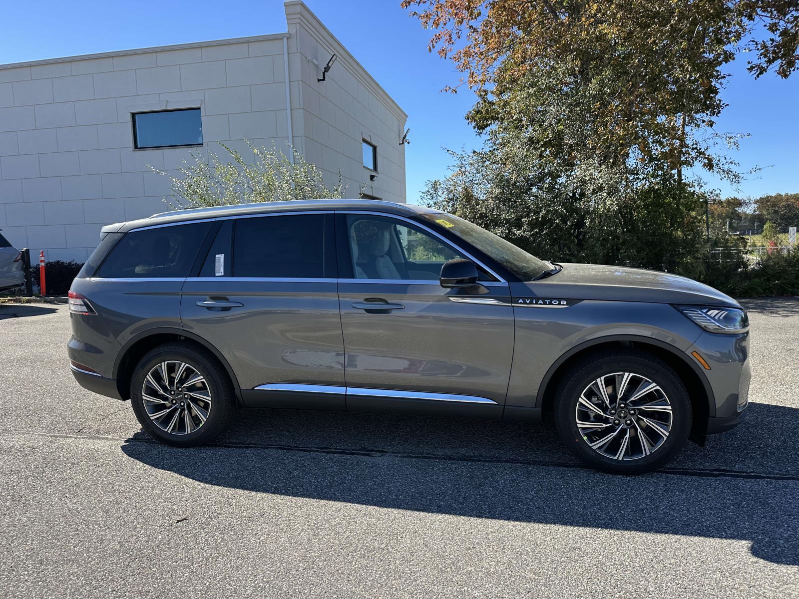 New 2027 Lincoln Aviator 4DR AWD Premiere SUV