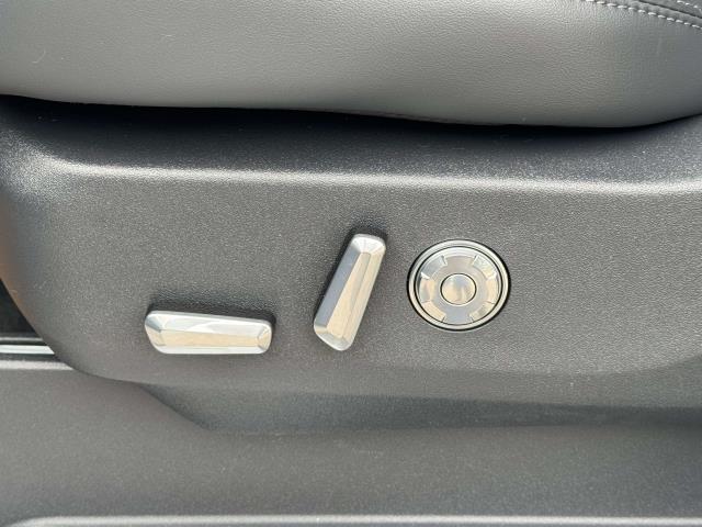 2026 Lincoln Navigator Reserve - Photo 13