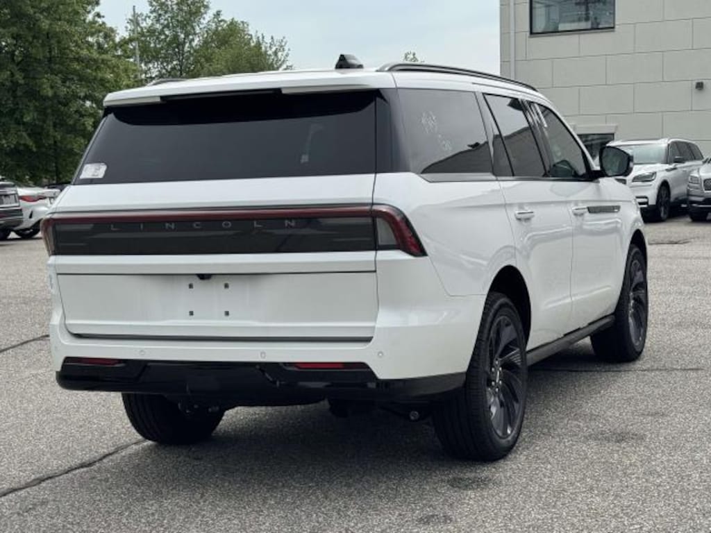 New 2026 Lincoln Navigator Reserve
