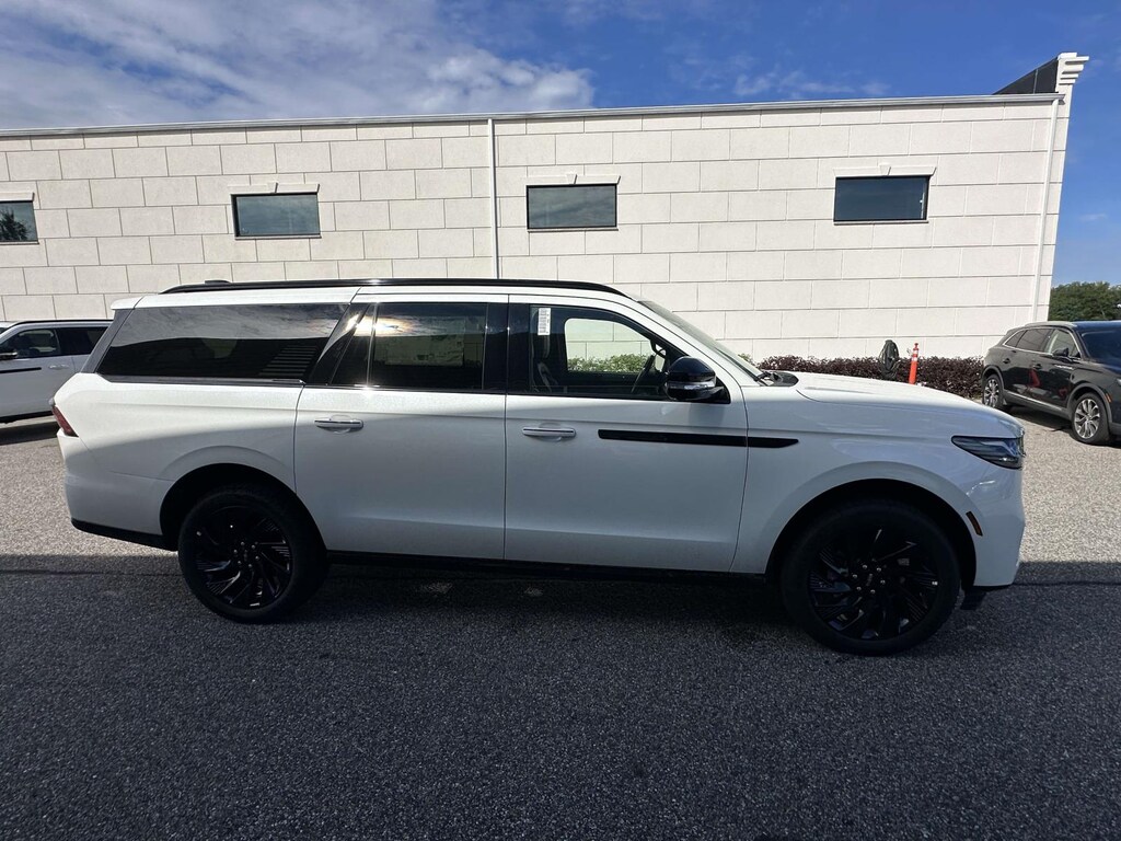 New 2027 Lincoln Navigator L Reserve 4X4 SUV