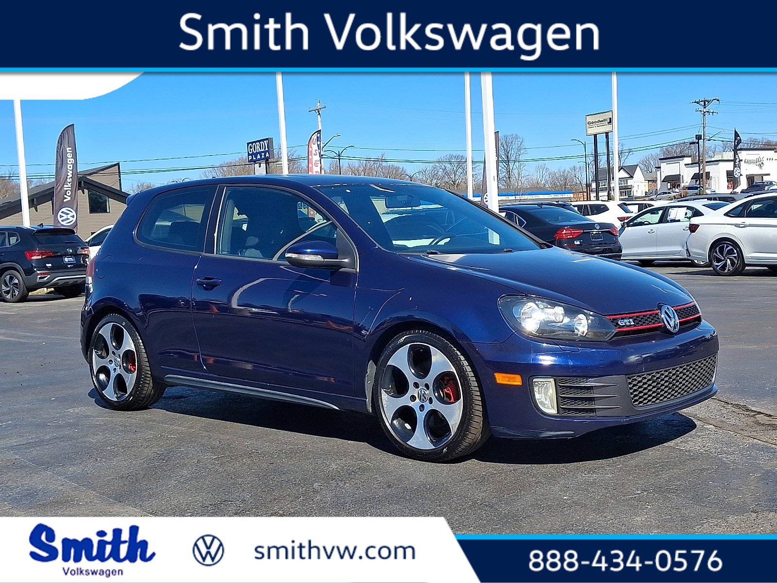 2011 Volkswagen Golf GTI's photo