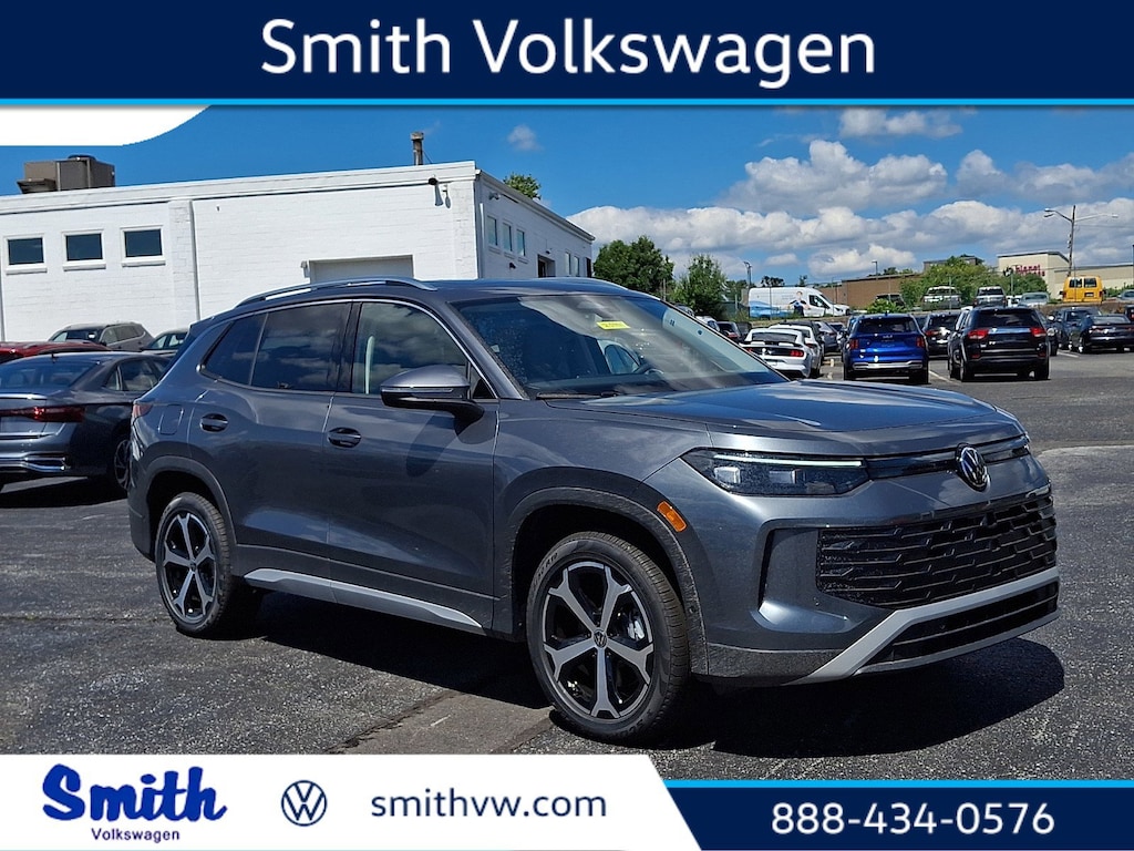 New 2026 Volkswagen Tiguan SE SUV