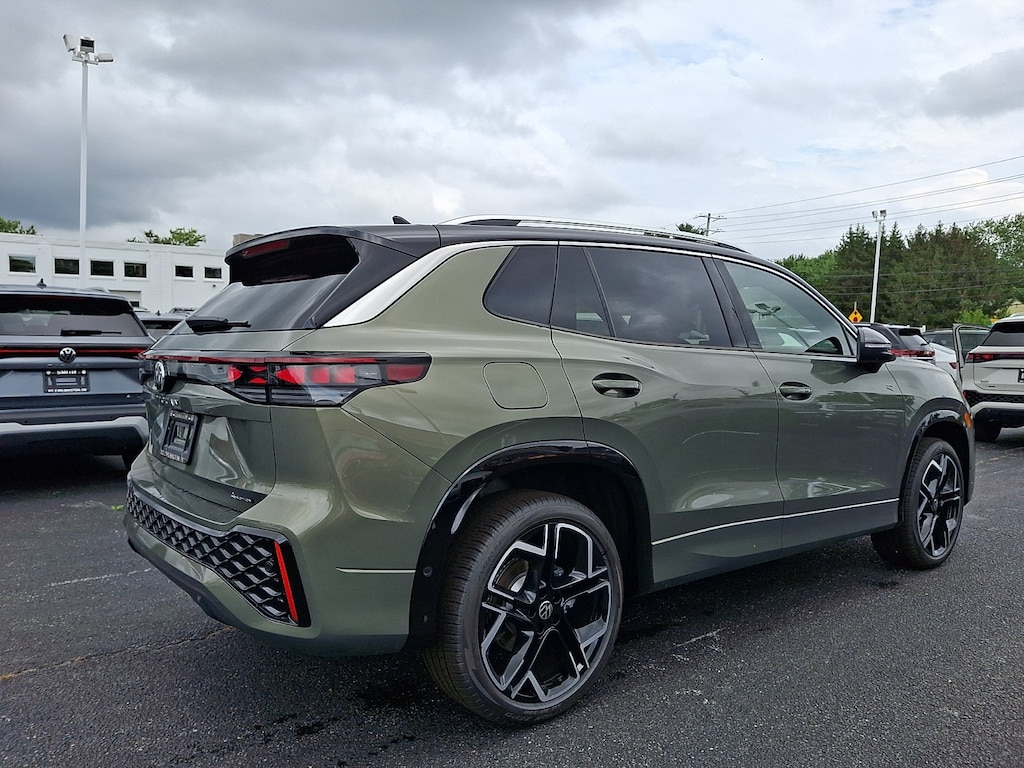 New 2026 Volkswagen Tiguan 2.0T SEL R-Line Turbo SUV
