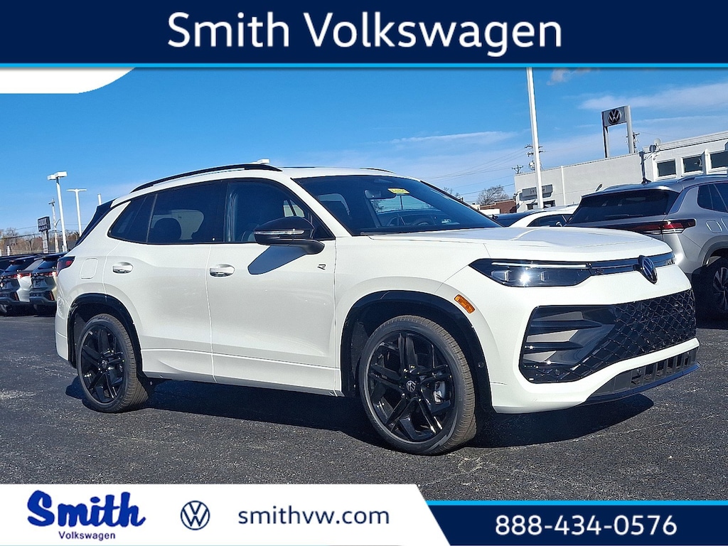 New 2026 Volkswagen Tiguan 2.0T SE R-Line Black SUV