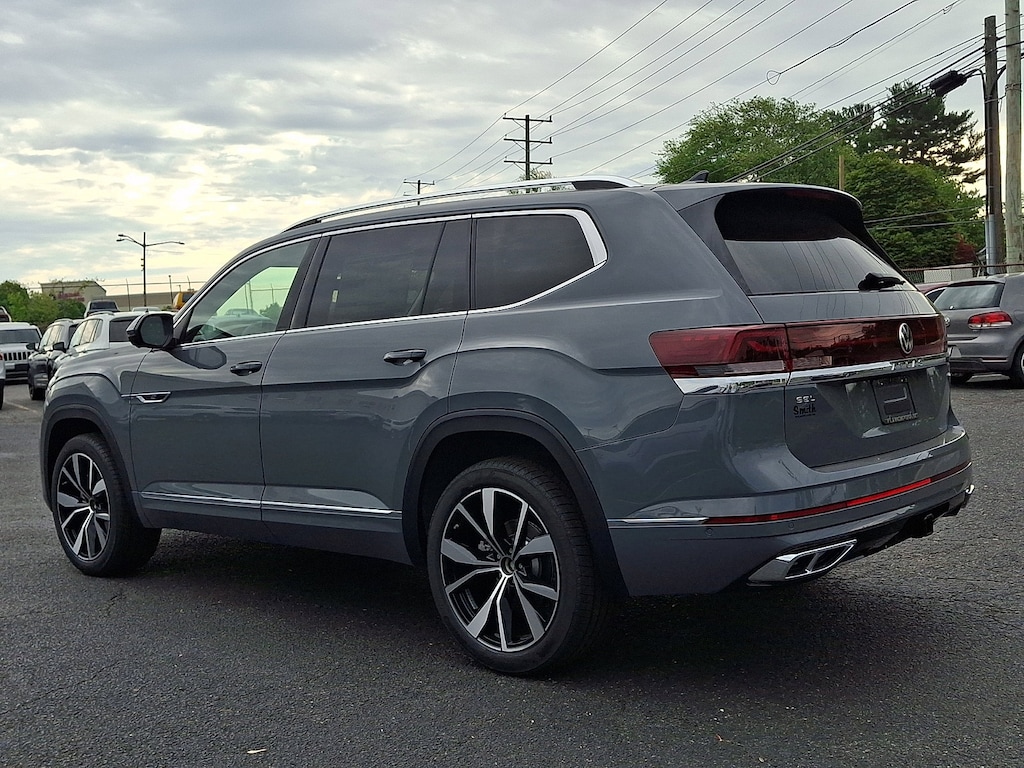 New 2026 Volkswagen Atlas 2.0T SEL Premium R-Line SUV