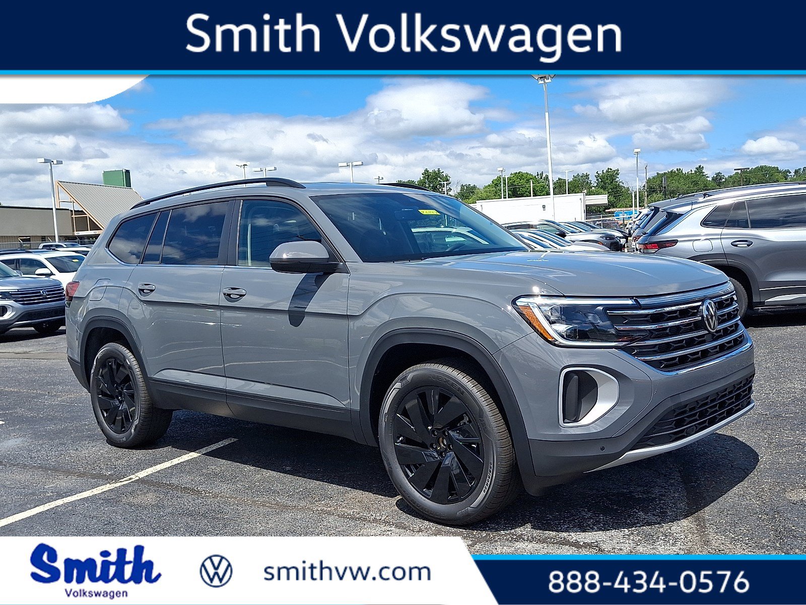 2026 Volkswagen Atlas SE w/Tech