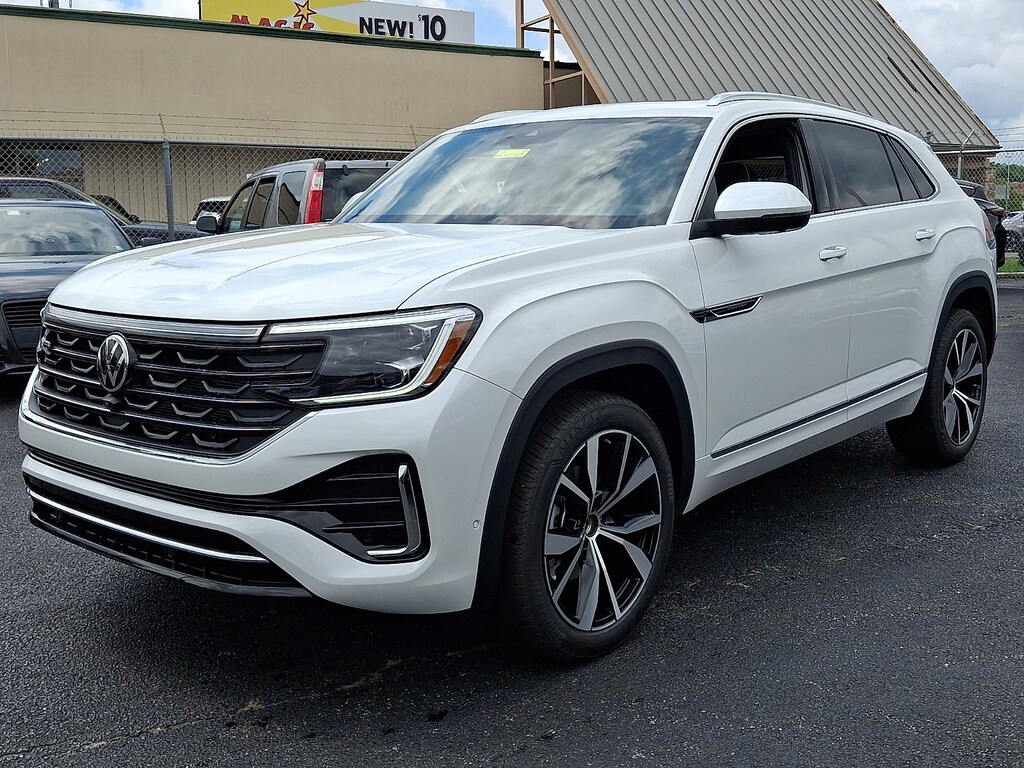 New 2026 Volkswagen Atlas Cross Sport SEL Premium R-Line SUV