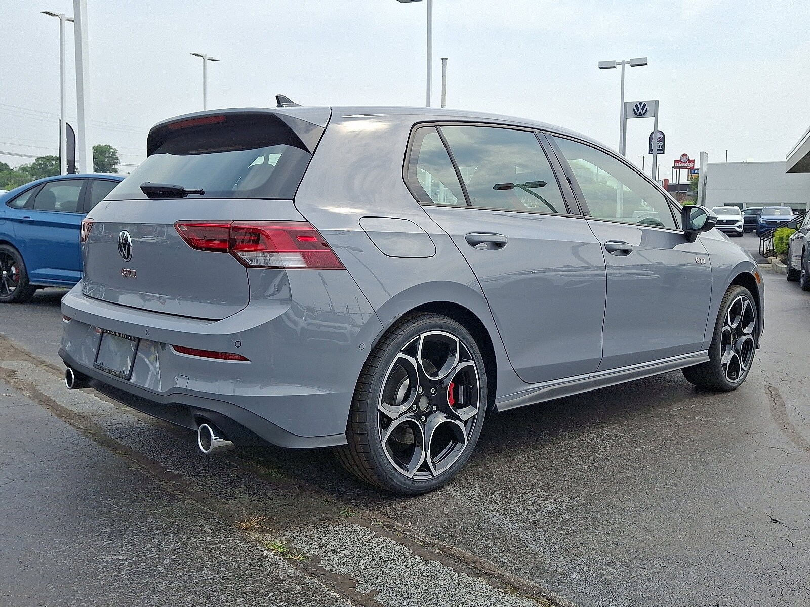 2025 Volkswagen Golf GTI Autobahn photo 4