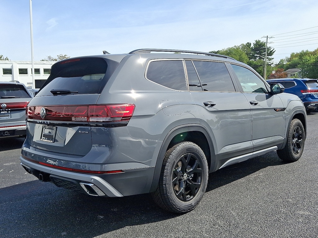 New 2025 Volkswagen Atlas 2.0T Peak Edition SUV