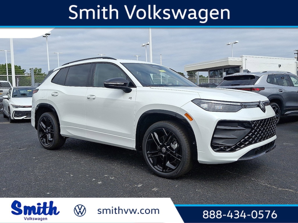 New 2025 Volkswagen Tiguan 2.0T SE R-Line Black SUV