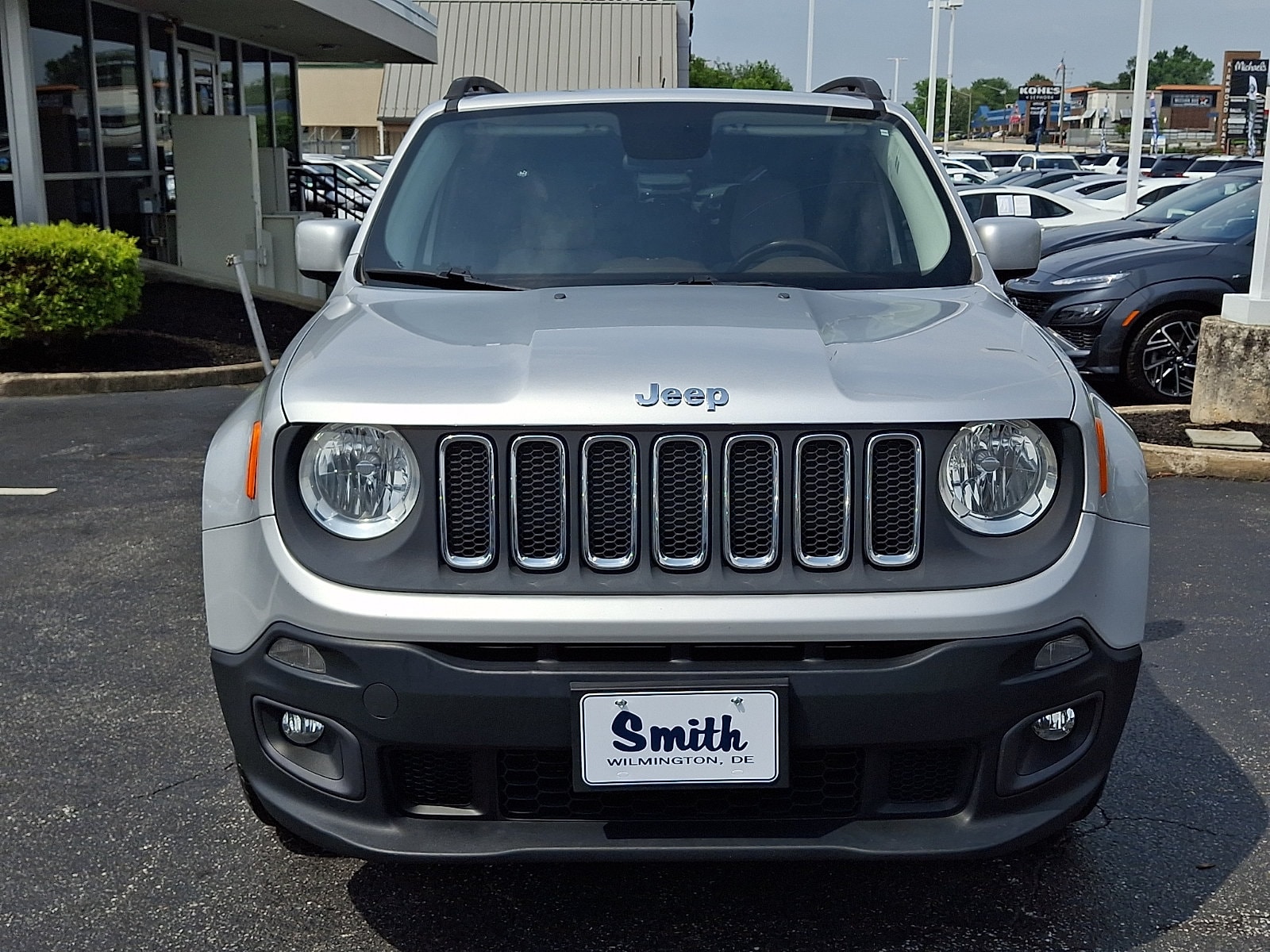 Used 2016 Jeep Renegade Latitude with VIN ZACCJBBT7GPE30237 for sale in Wilmington, DE