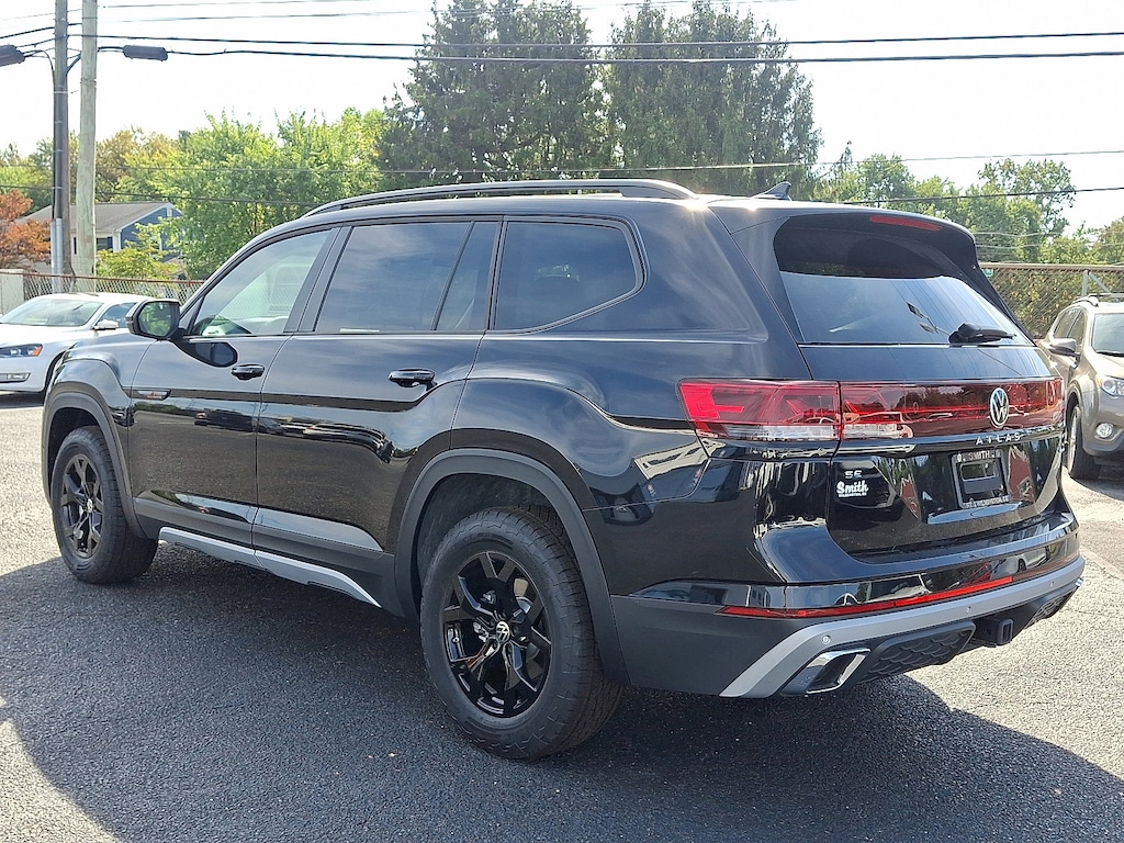 New 2025 Volkswagen Atlas 2.0T Peak Edition SUV