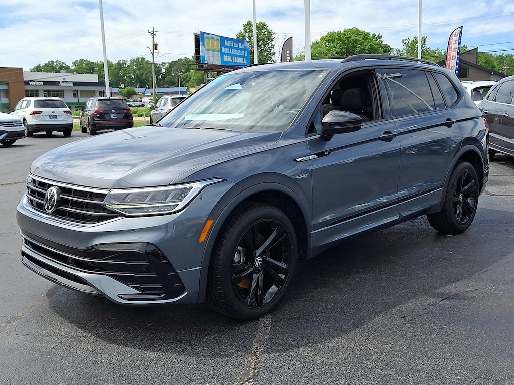 Certified 2023 Volkswagen Tiguan 2.0T SE R-Line Black SUV