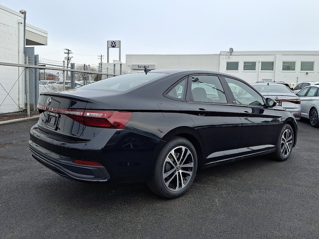 New 2026 Volkswagen Jetta 1.5T Sport Sedan
